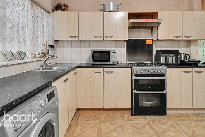 3 Bedroom Terraced House For Sale In Stokes Road, London, E6