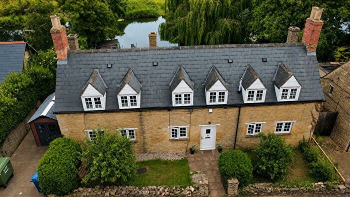 4 Bedroom Detached House For Sale In Riverside Cottages, Old Great North Road, Stibbington, Cambridgeshire, PE8