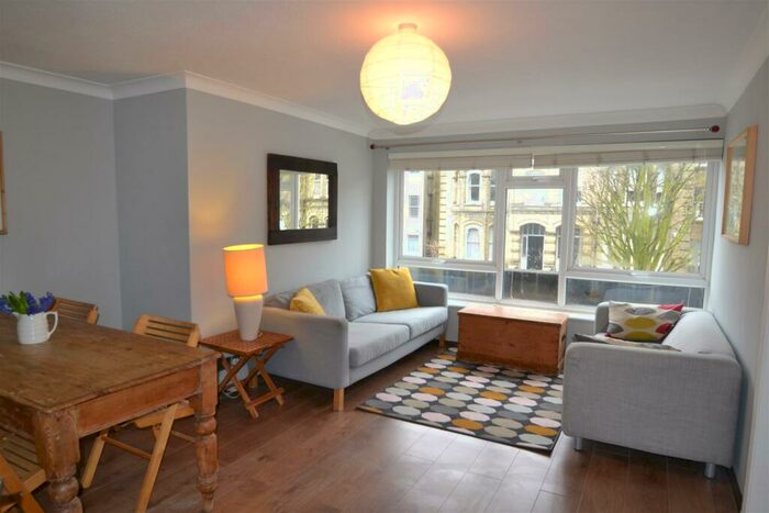 2 Bedroom Flat To Rent In Salisbury Road, Hove, BN3