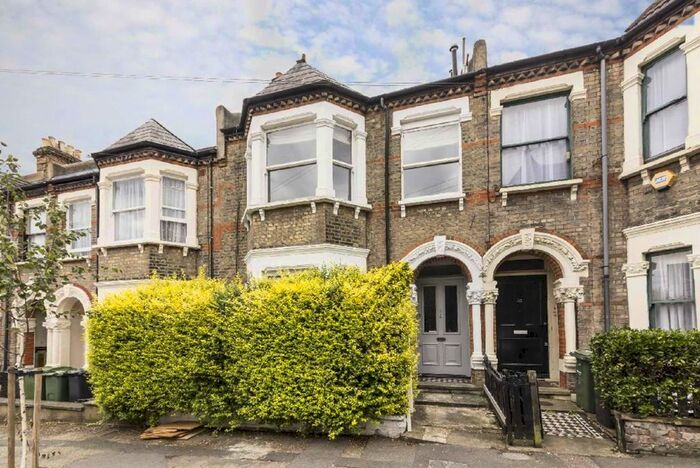 2 Bedroom Flat To Rent In Ostade Road, London, SW2