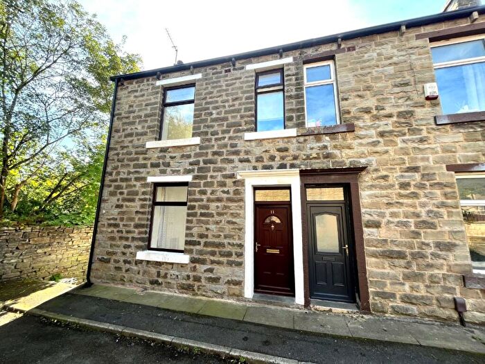 3 Bedroom Terraced House To Rent In Melbourne Street, Rossendale, BB4