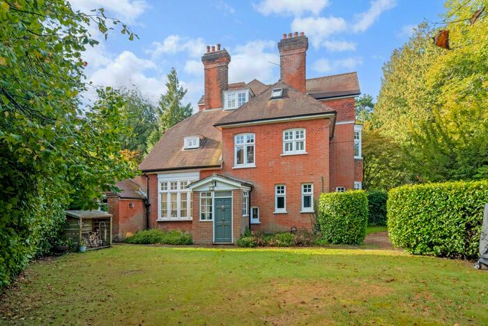 5 Bedroom Semi-Detached House For Sale In Florance Lane, Groombridge, TN3