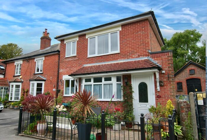 2 Bedroom Maisonette To Rent In The Green, Rowland's Castle PO9