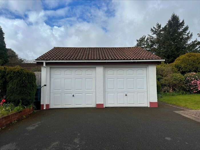 2 Bedroom Detached Bungalow For Sale In Sarum Avenue, West Moors, Ferndown, BH22