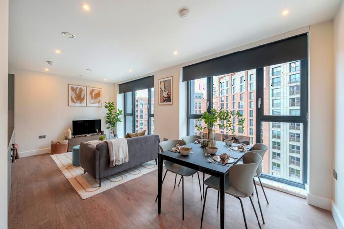 2 Bedroom Apartment To Rent In Uncle Leeds, Whitehall Leeds, LS12