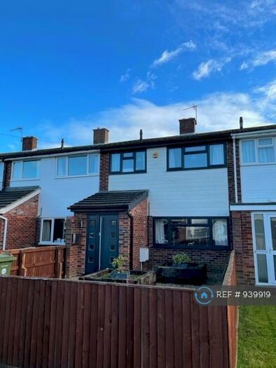 3 Bedroom Terraced House To Rent In Lordsmead, Cranfield, Bedford, MK43