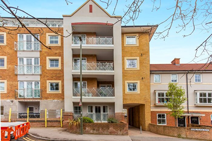 1 Bedroom Flat To Rent In Flambard Way, Godalming, GU7