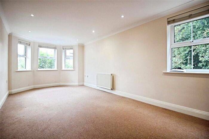 2 Bedroom Apartment To Rent In Cox Hollow, Southcote Road, Reading, RG30