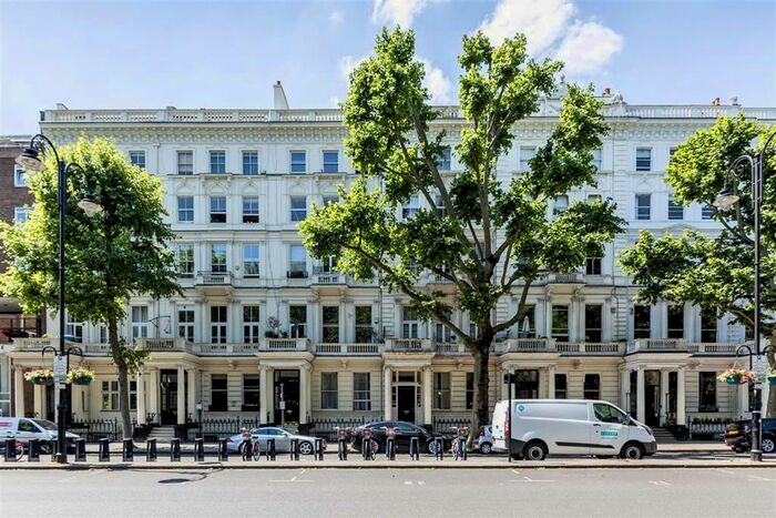 2 Bedroom Flat To Rent In Queen's Gate, London, SW7