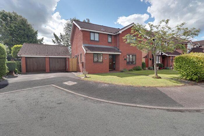 4 Bedroom Detached House For Sale In Grocott Close, Penkridge, Staffordshire, ST19