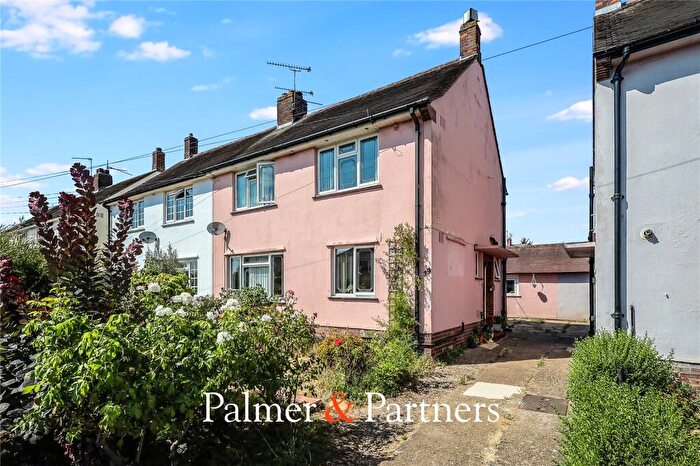 3 Bedroom Semi-Detached House For Sale In Shelley Road, Chelmsford, Essex, CM2