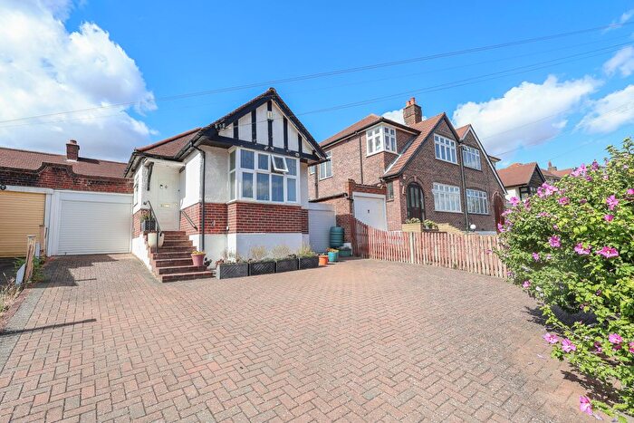 2 Bedroom Semi Detached Bungalow For Sale In Southwood Drive, Surbiton, KT5