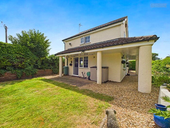 3 Bedroom Character Property For Sale In Back Bank, Whaplode Drove, Spalding, PE12