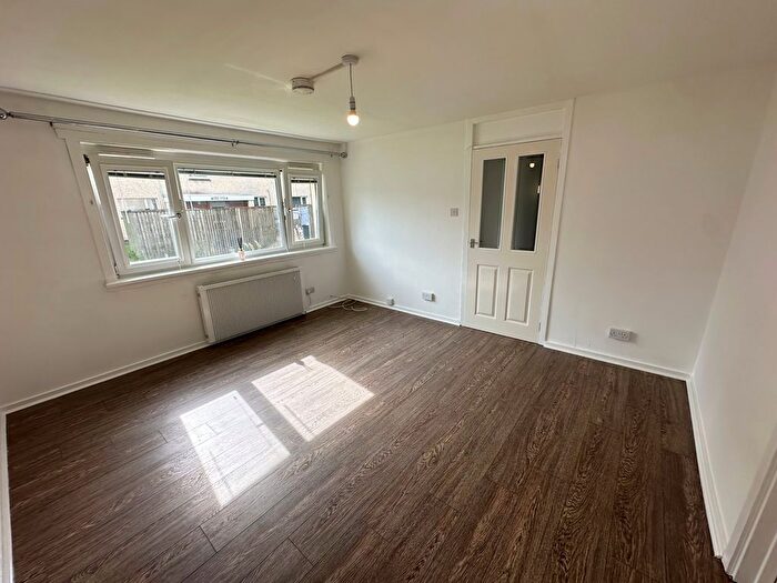 1 Bedroom Flat To Rent In Loch Shin, Glasgow, G74