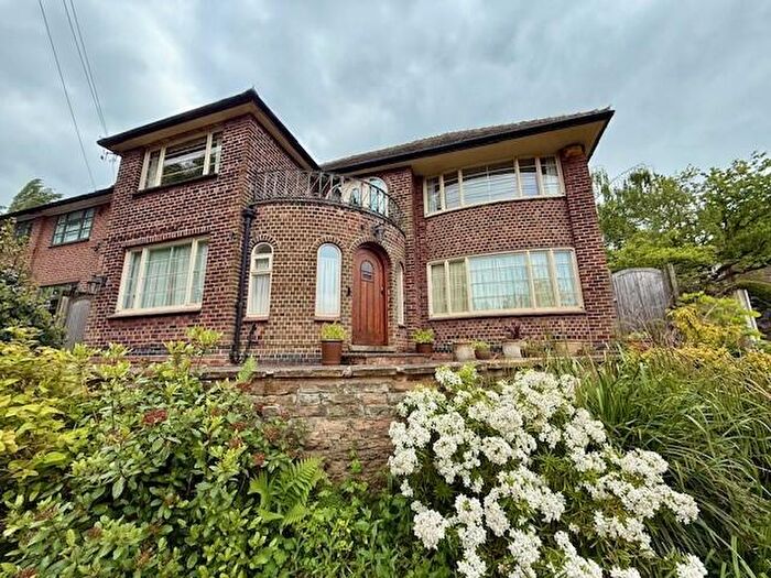 3 Bedroom Detached House To Rent In Old Hall Drive, Nottingham, NG3