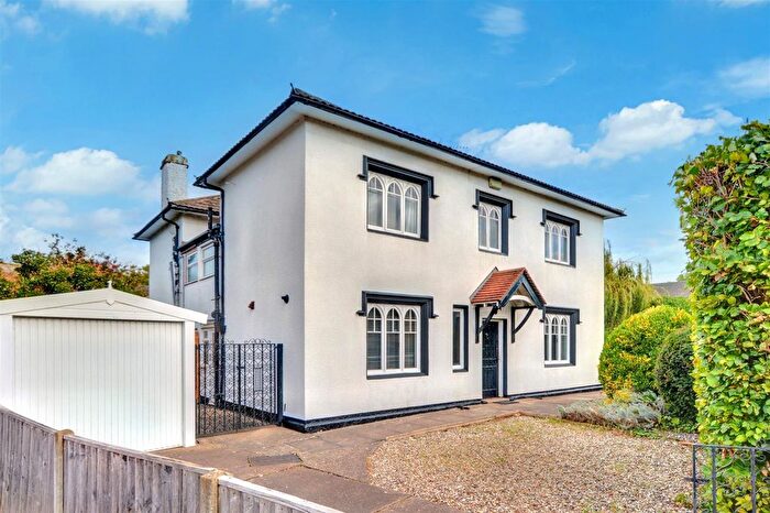 3 Bedroom Property For Sale In Gregory Court, Lenton, Nottingham, NG7