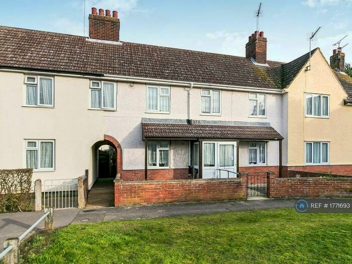 6 Bedroom Terraced House To Rent In Coniston Square East, Ipswich, IP3