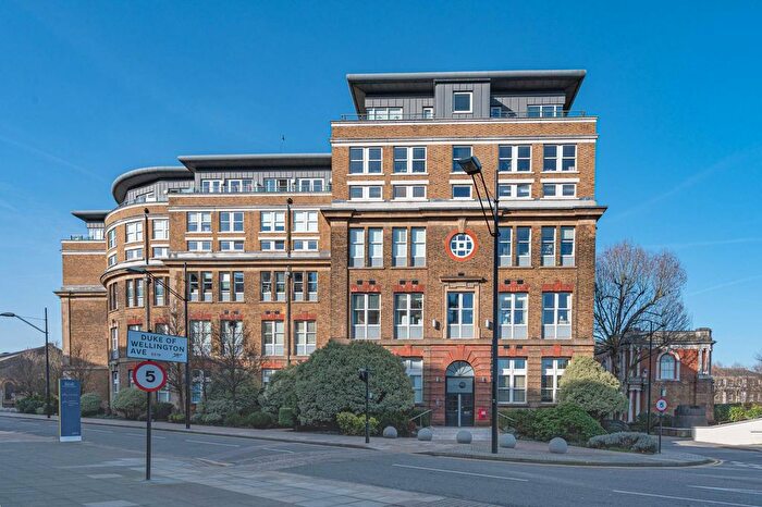 2 Bedroom Flat To Rent In Cadogan Road, Woolwich, London, SE18