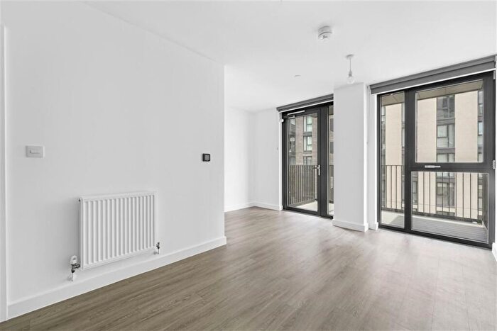 2 Bedroom Flat To Rent In Atlantic Crescent, Wembley, HA9