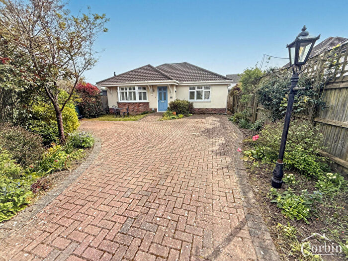 2 Bedroom Bungalow For Sale In Beswick Avenue, Bournemouth, BH10