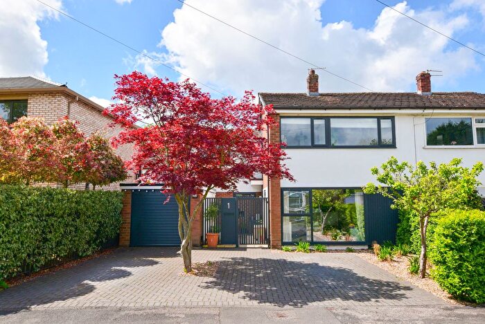 4 Bedroom Semi Detached House For Sale In Elm Tree Avenue, Lymm, WA13