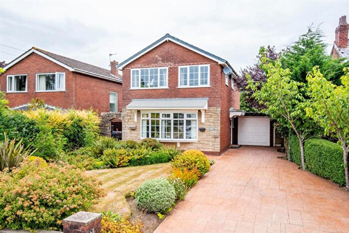 3 Bedroom Detached House For Sale In Hall Carr Lane, Longton, Preston, PR4