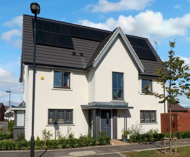 4 Bedroom Semi-Detached House To Rent In John Ruskin Road, Swindon, Wiltshire, SN25