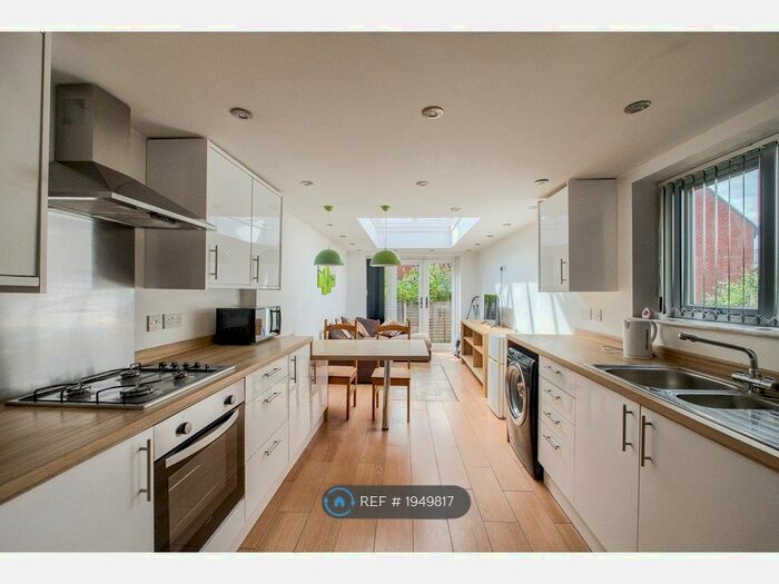 4 Bedroom Terraced House To Rent In Humber Avenue, Coventry, CV1