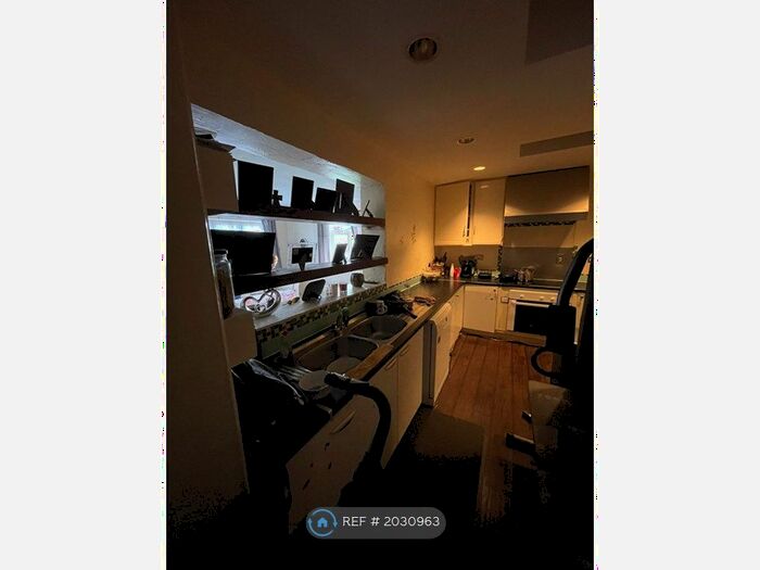 2 Bedroom Flat To Rent In Highfield Road, London, N21