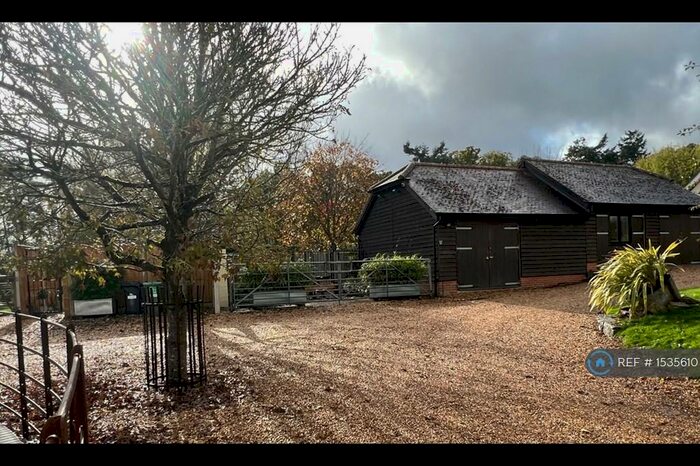 2 Bedroom Bungalow To Rent In Station Road, Fordingbridge, SP6