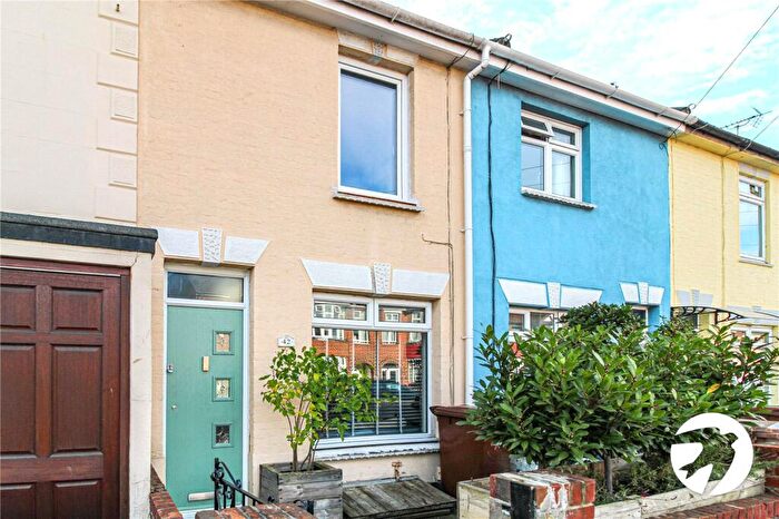 2 Bedroom Terraced House To Rent In Grange Road, Gillingham, Kent, ME7