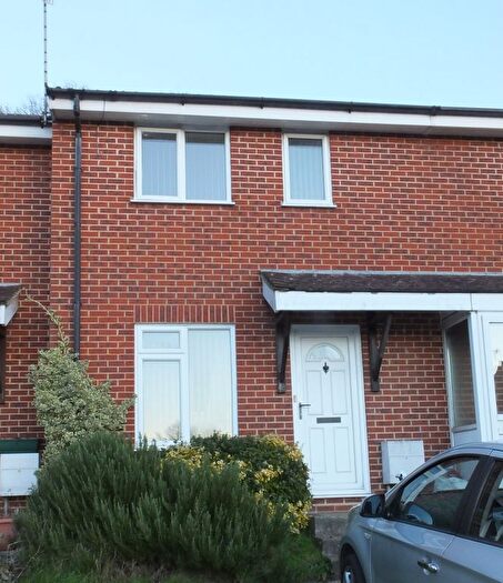 2 Bedroom Terraced House To Rent In The Spinneys, Lewes, BN7