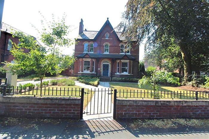 1 Bedroom Flat To Rent In Heaton Moor Road, Stockport, SK4