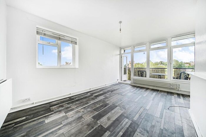 1 Bedroom Flat To Rent In Eliot Bank, London, SE23