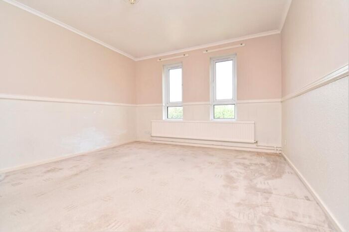 1 Bedroom Flat To Rent In Glimpsing Green Erith, DA18