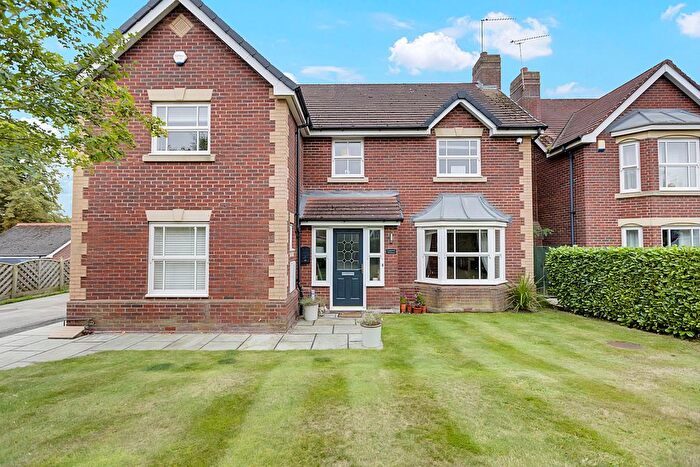 4 Bedroom Detached House For Sale In Needham Drive, Cranage, CW4