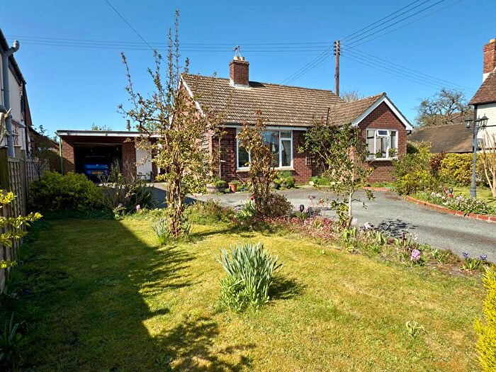 3 Bedroom Bungalow For Sale In School Lane, Ripple, Tewkesbury, GL20
