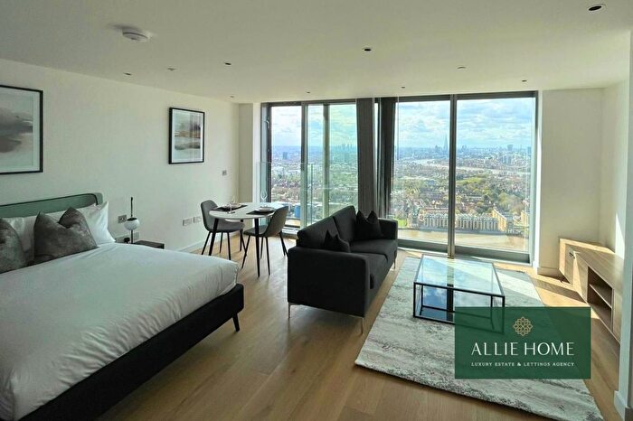 Studio For Sale In Marsh Wall, London, E14