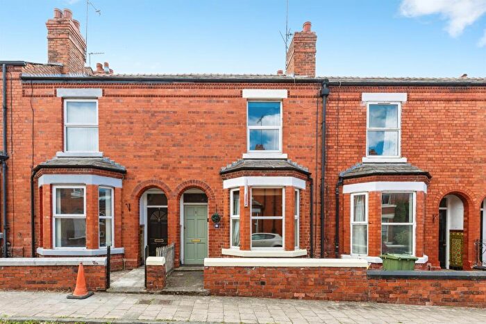 3 Bedroom Terraced House For Sale In Salisbury Street, Chester, CH1
