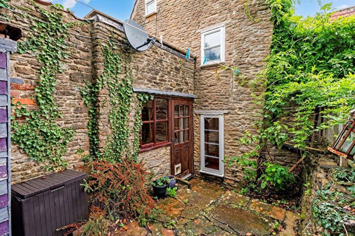 2 Bedroom Semi-detached House For Sale In Kington St. Michael, Chippenham, SN14