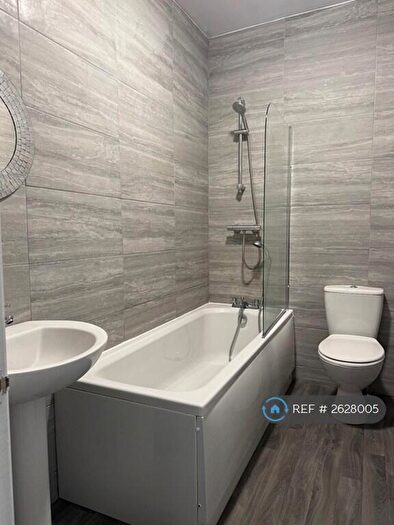 2 Bedroom Terraced House To Rent In Johnson Terrace, Morley, Leeds, LS27
