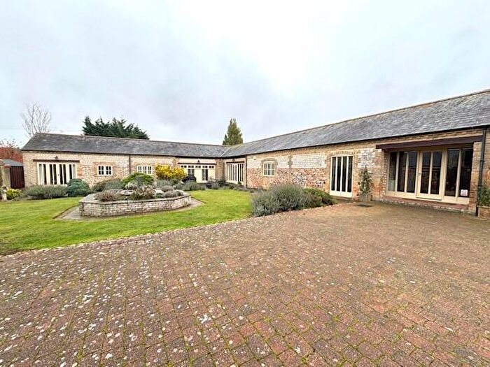 4 Bedroom Barn Conversion To Rent In Eastmoor Road, Eastmoor, King'S Lynn, PE33