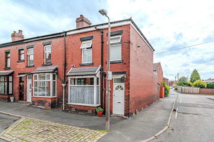 2 Bedroom Terraced House For Sale In Westwell Road, Chorley, PR6