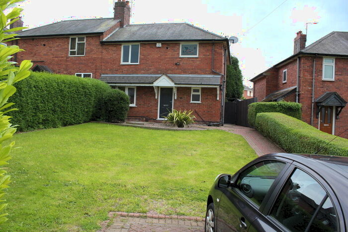 3 Bedroom Semi-Detached House To Rent In Brookdale, Lower Gornal, Dudley, DY3