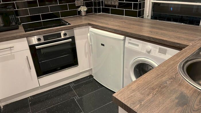 2 Bedroom Flat To Rent In Stourcliffe Street, London, W1H