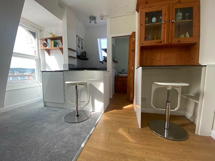 1 Bedroom Flat To Rent In Susans Road, Eastbourne, East Sussex, BN21