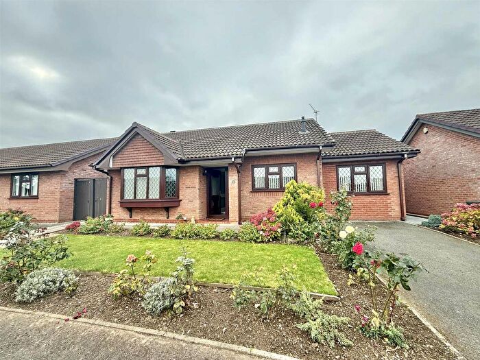 2 Bedroom Detached Bungalow For Sale In Tan Yr Wylfa, Abergele, LL22