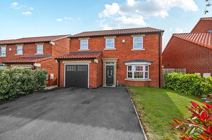 4 Bedroom Detached House For Sale In Hollytree Way, Brayton, Selby, YO8