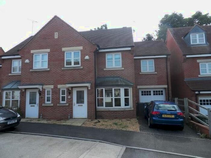 4 Bedroom Semi-Detached House To Rent In Ray Mercer Way, Kidderminster, DY10