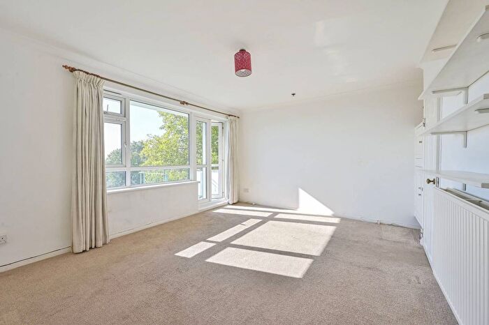 Studio For Sale In Weydown Close, Wimbledon Park, London, SW19